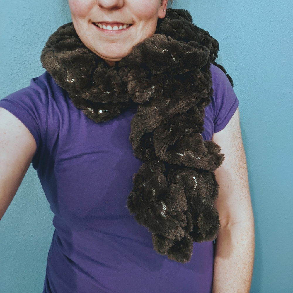 Grey Silver Faux Fur Fluffy Sequin Scarf